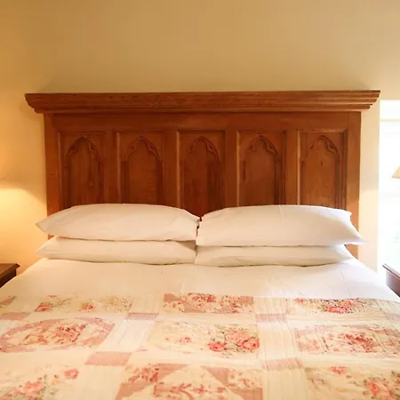 Дом отдыха Old School House,