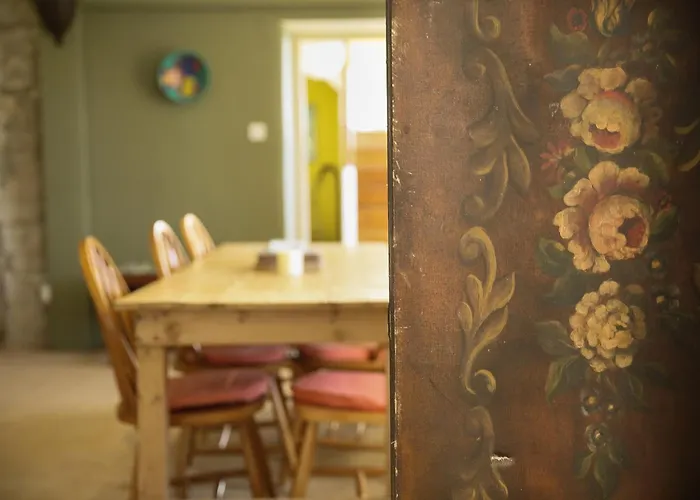 Old School House, * Clifden