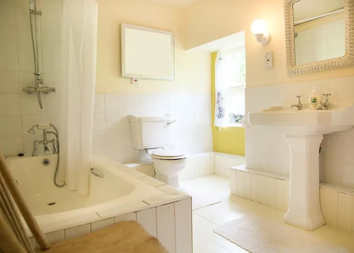 Old School House, Clifden